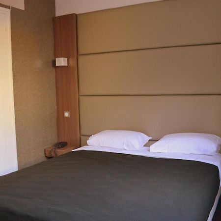 Hotel Schtak Cannes Exterior photo